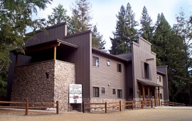 Frontier Lodge Exterior