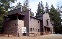 Frontier Lodge Exterior